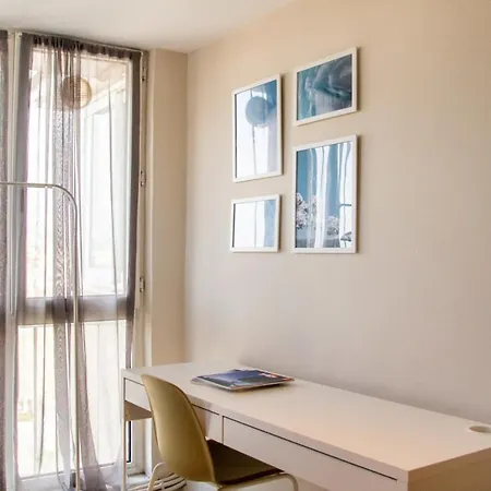 Exceptional Flat With Gorgeous Sea View In Smirne