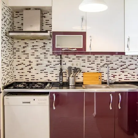 Exceptional Flat With Gorgeous Sea View In *